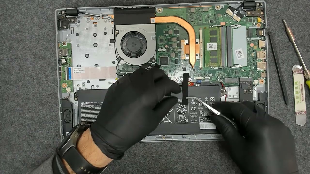 Обновление оперативной памяти и твердотельного накопителя на Acer Aspire A315.