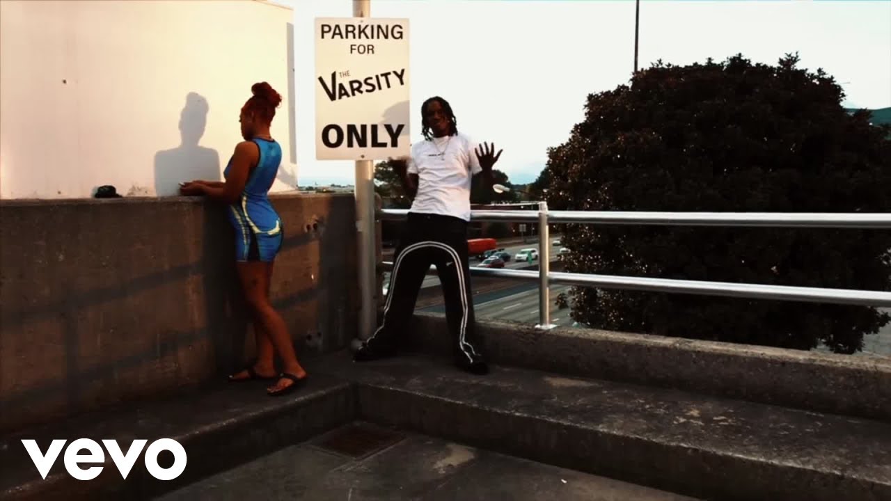 Leel Benji - She Moody
