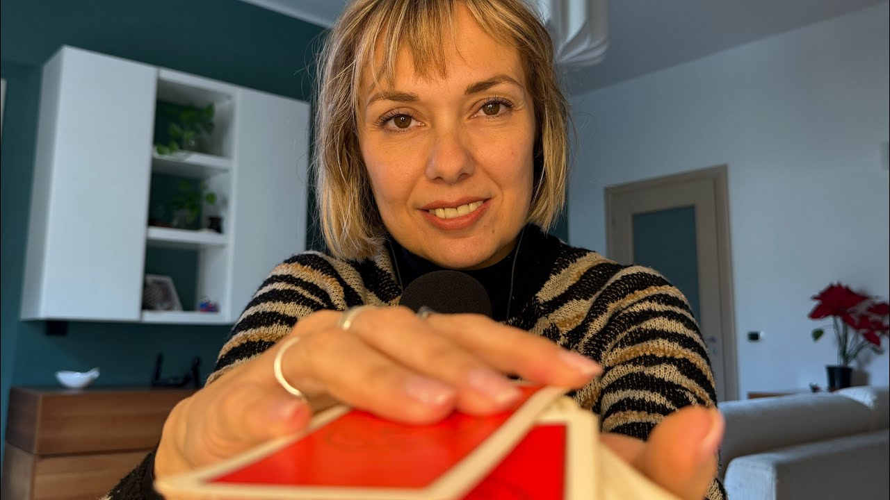 Asmr ita Intense Whispering ✨Cartomante legge la tua storia!✨