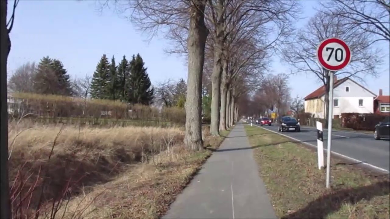 Spaziergang ab Uppen durch Achtum, Einum, Hönnersum nach Borsum bis zur in der St. Martinus Kirche