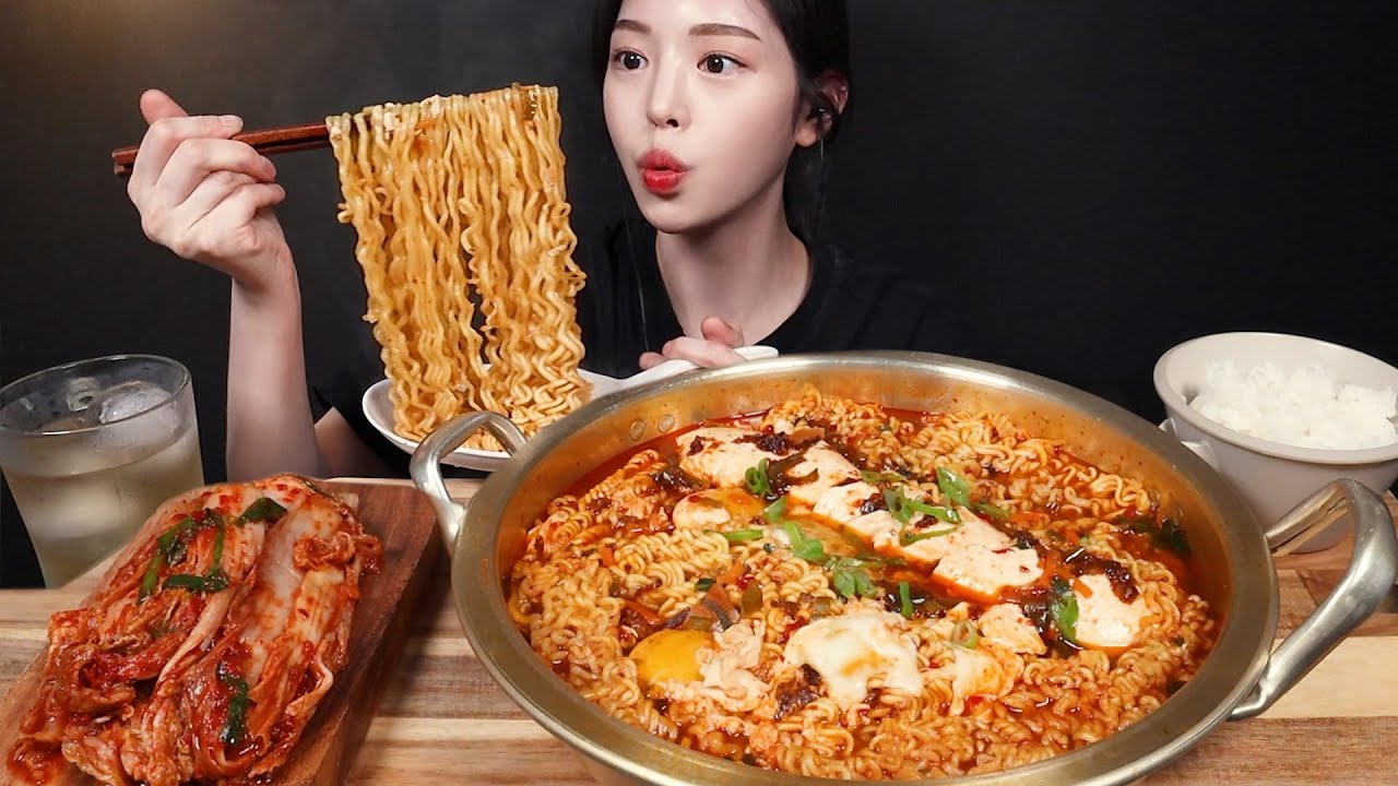 SUB)꼬들칼칼 순두부열라면 먹방!🍜 밥까지 말아먹을게요 리얼사운드 Spicy soft tofu ramyeon Mukbang ASMR