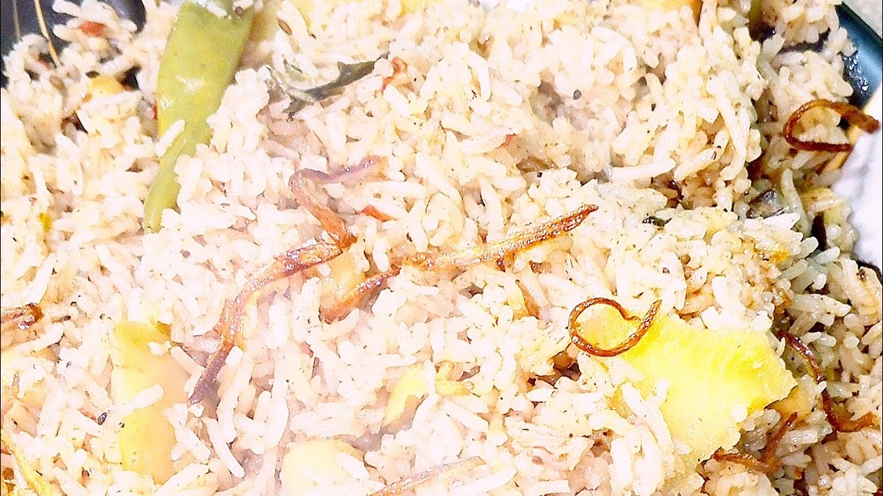 Aaj main ny bnaya aalu chhole ka pulao🥔🍲🍲