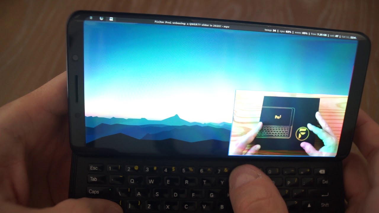 Debian + i3 inside Sailfish OS, F(x)tec Pro&sup1; slider phone