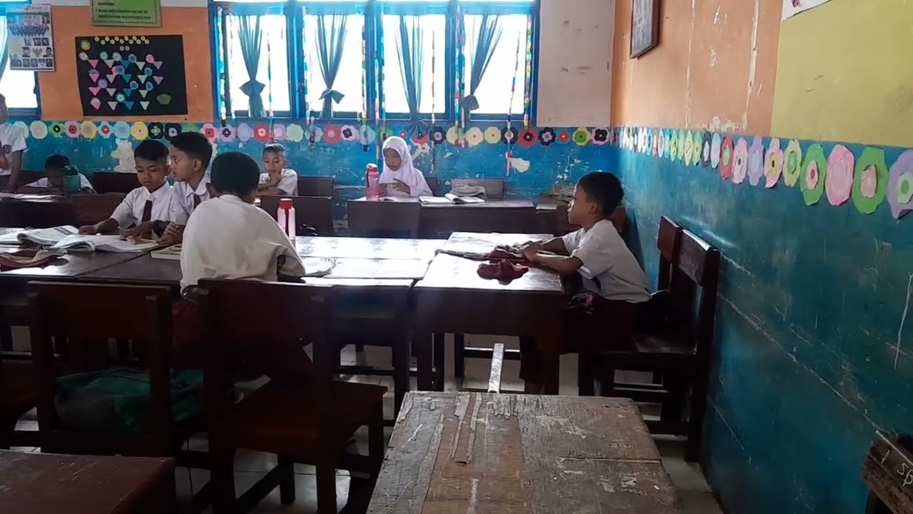 Keterampilan berkomunikasi dalam kepemimpinan Guru