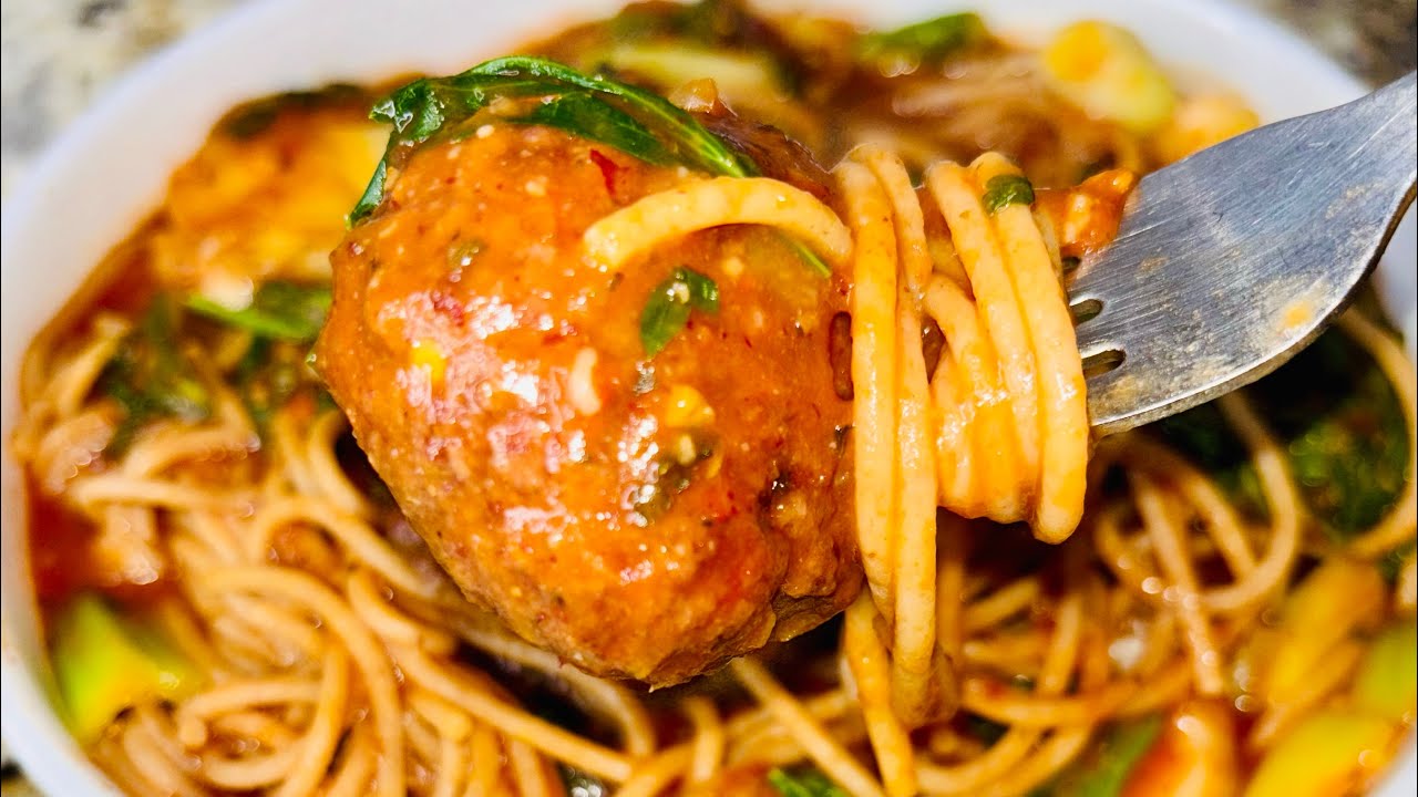 VEGAN SPICY DELICIOUS MEATLESS MEATBALLS | SO EASY  | GLUTEN-FREE #food #vegan #homecook #healthy
