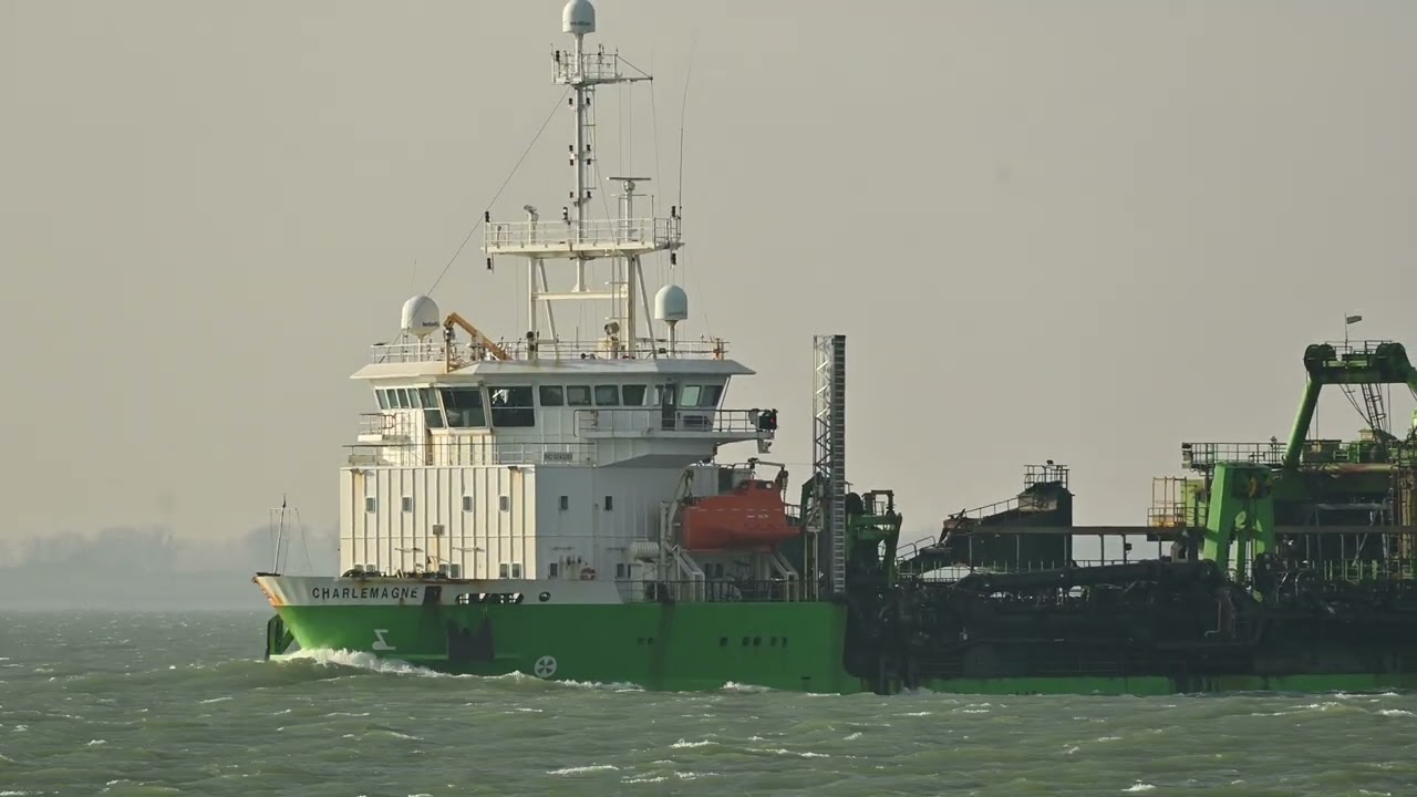 Ship movements / Between Rotterdam and Antwerp / Shipspotting / Charlemagne
