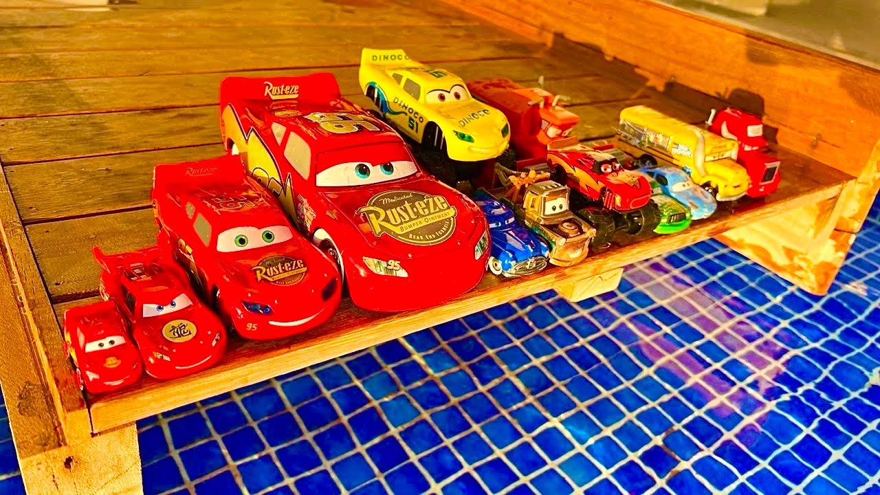Disney Pixar Cars toys Review | Lightning McQueen, Finn McMissile, Mack, Doc Hudson,Cruz Ramirez