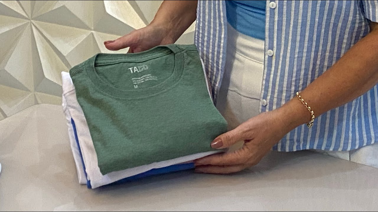 Como dobrar blusa de malha. 