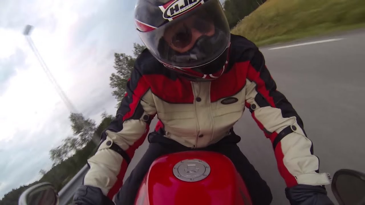 Honda VFR800 (1999) on norwegian roads [Part 1]