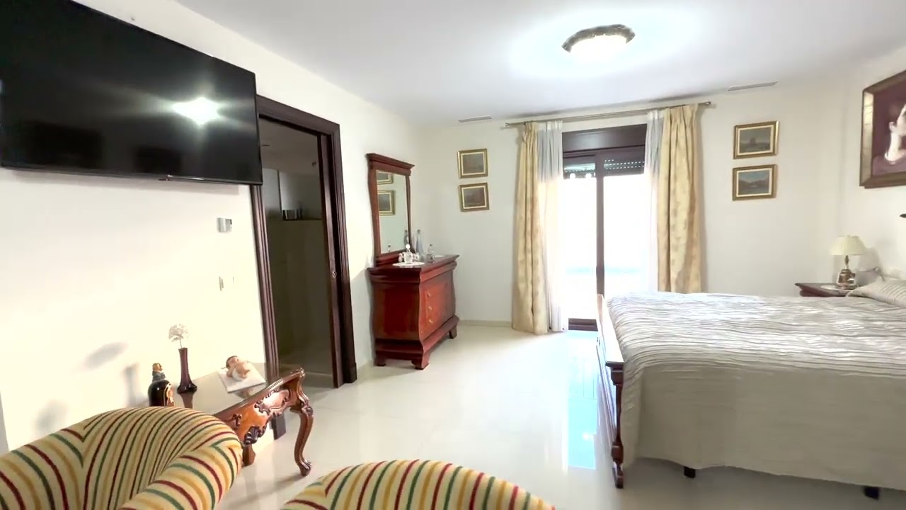 Luxury townhouse in Nerja Centre