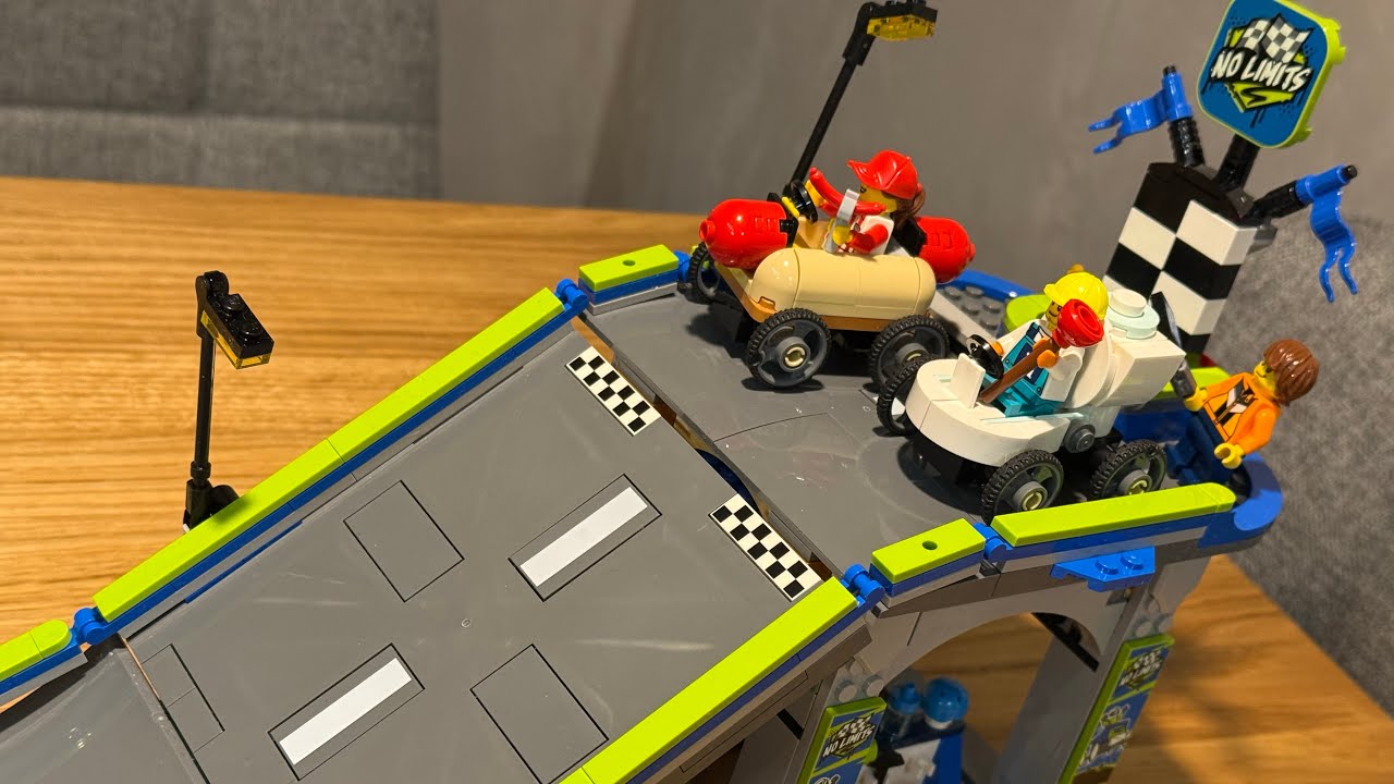 RECENZJA - Bez granic: tor z rampami dla wyścigówek- LEGO 60460 City