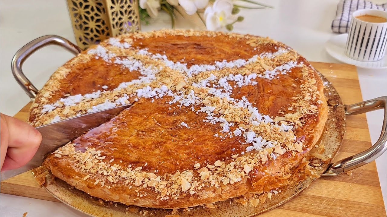 دائما الجديد حضريها للكوتي أكيد غادي تعجبك أحسن من المسمن والشنيك مقرمشة ومورقة بمكونات بسيطة