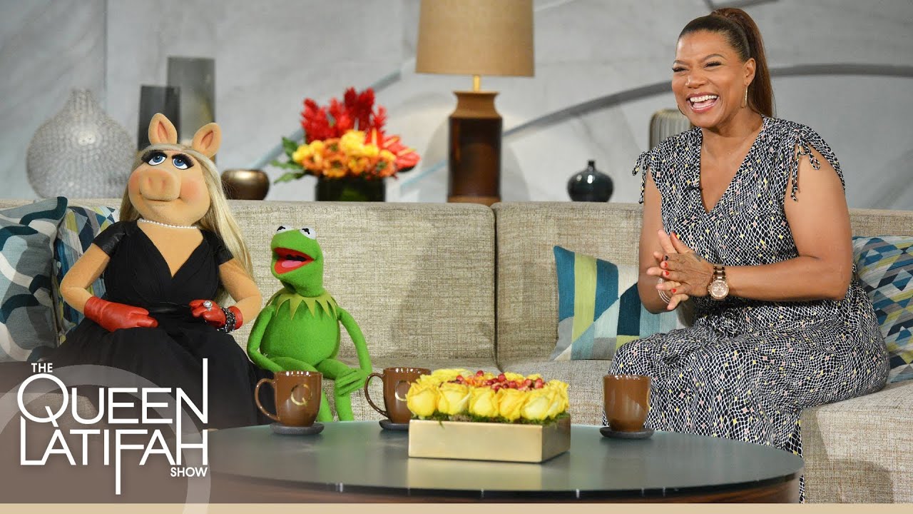 Miss Piggy Chats About Turning 40 and Marriage