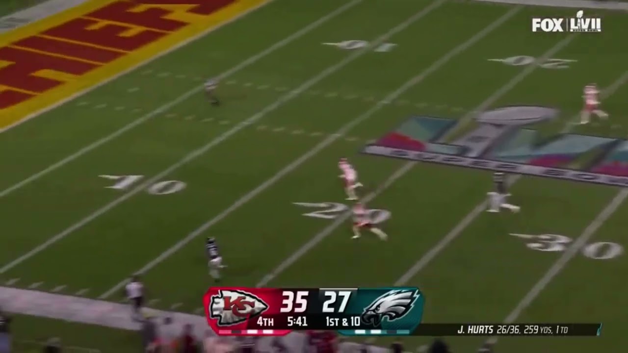 Devonta Smith Hauls In Clutch Deep Ball From Jalen Hurts | Super Bowl 57