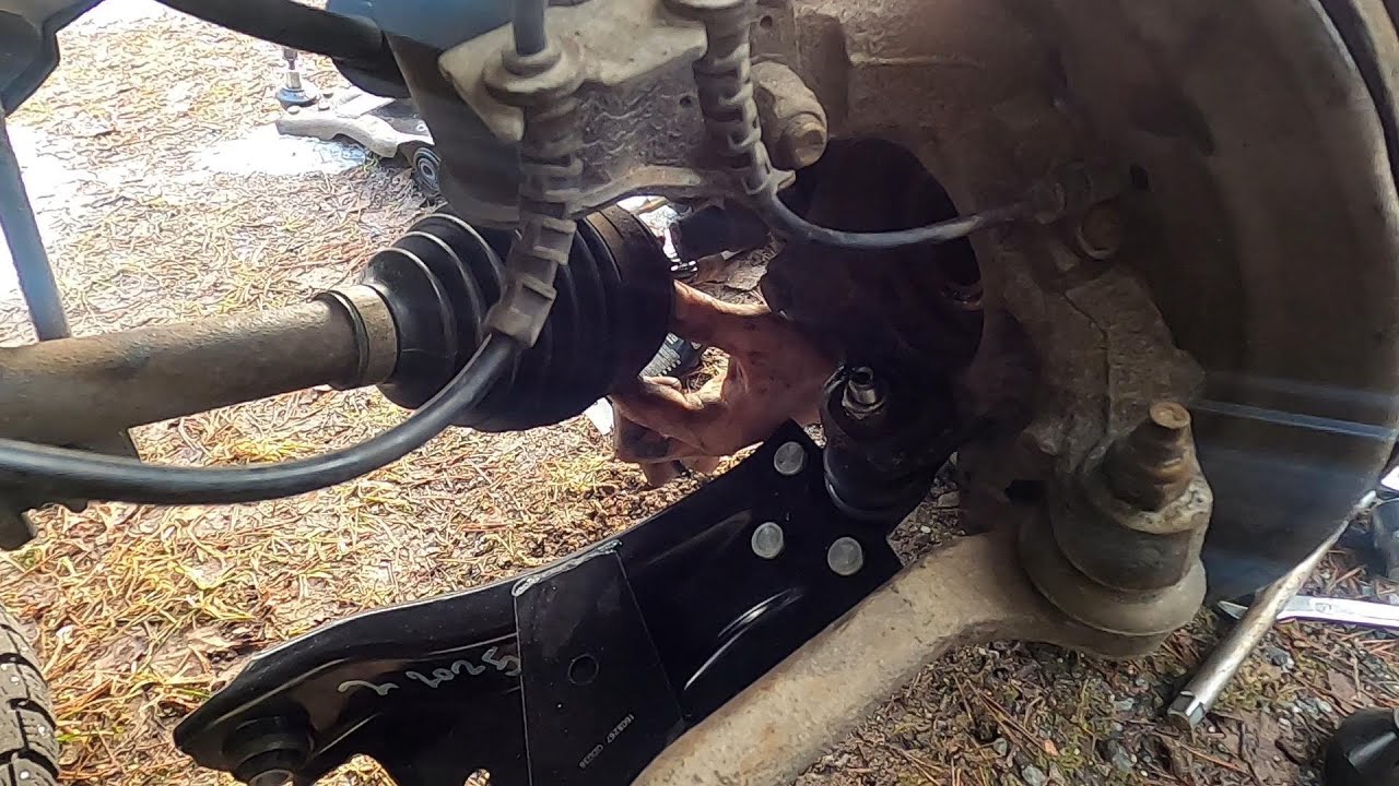 Dacia/Renault Duster 1 Lower Control Arm Replacement