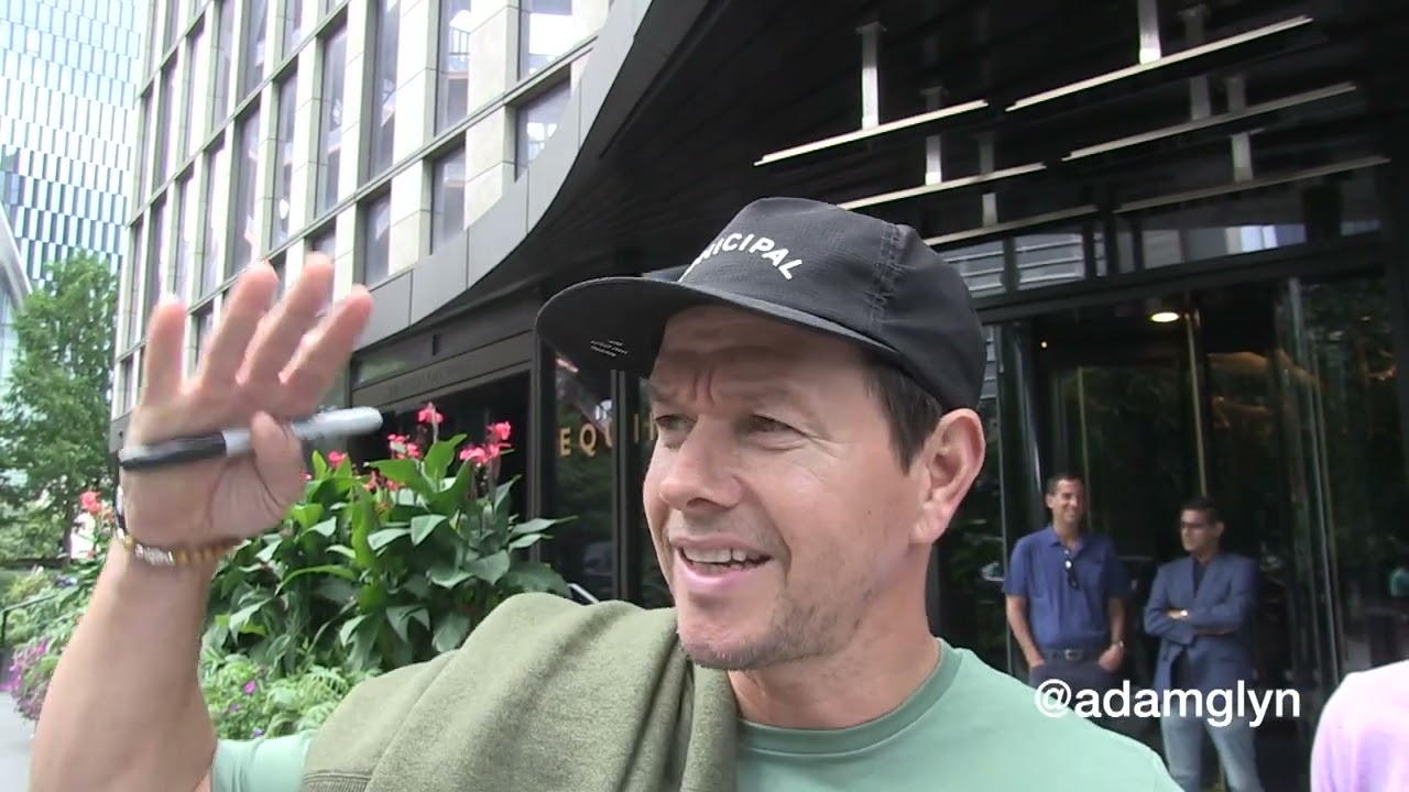 Mark Wahlberg talks about cold plunging, bringing Sony to Vegas, and more!!!