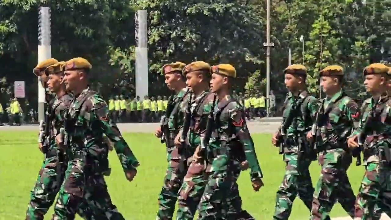 PEMBINAAN KARAKTER DI BARAK SEDANG LATIHAN PERINGATAN HARI KEBANGKITAN #kdm