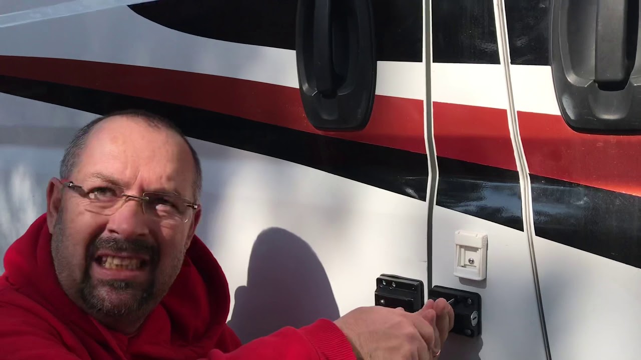 Karavanda güvenlik motokaravana Thule Vanlock kilit taktık Karavan hırsızlığına son