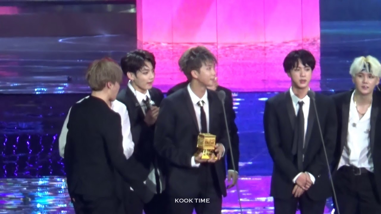 171201 MAMA in HK - Artist of the year BTS