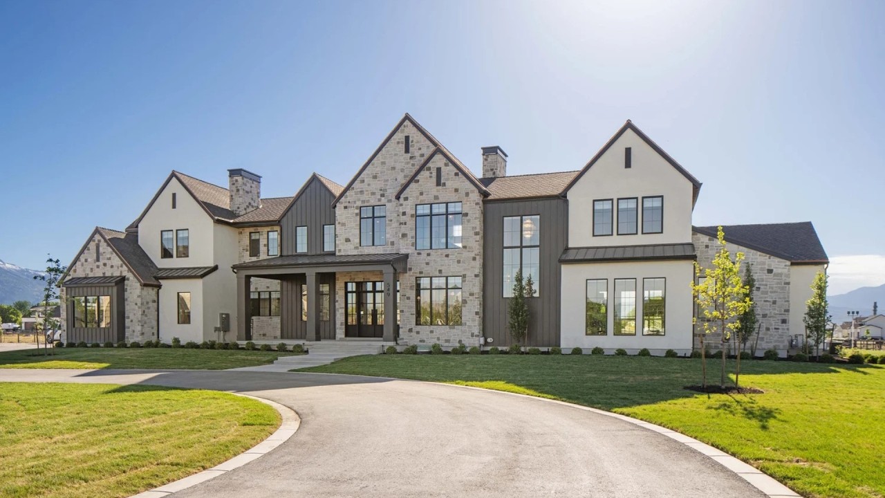 INSIDE THE MOST INCREDIBLE 6-ACRE LUXURY PROPERTY WITH ITS OWN INDOOR COURT