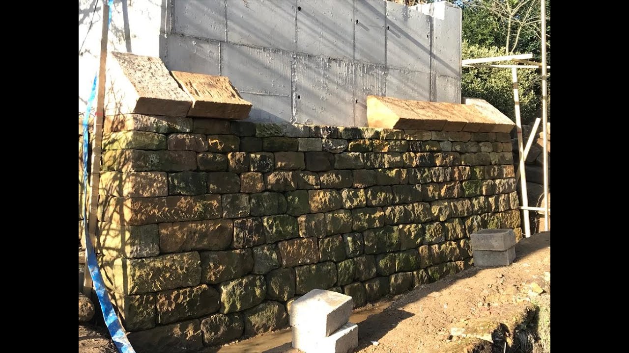 Living Stone. Dry stone arch bridge, phase one.