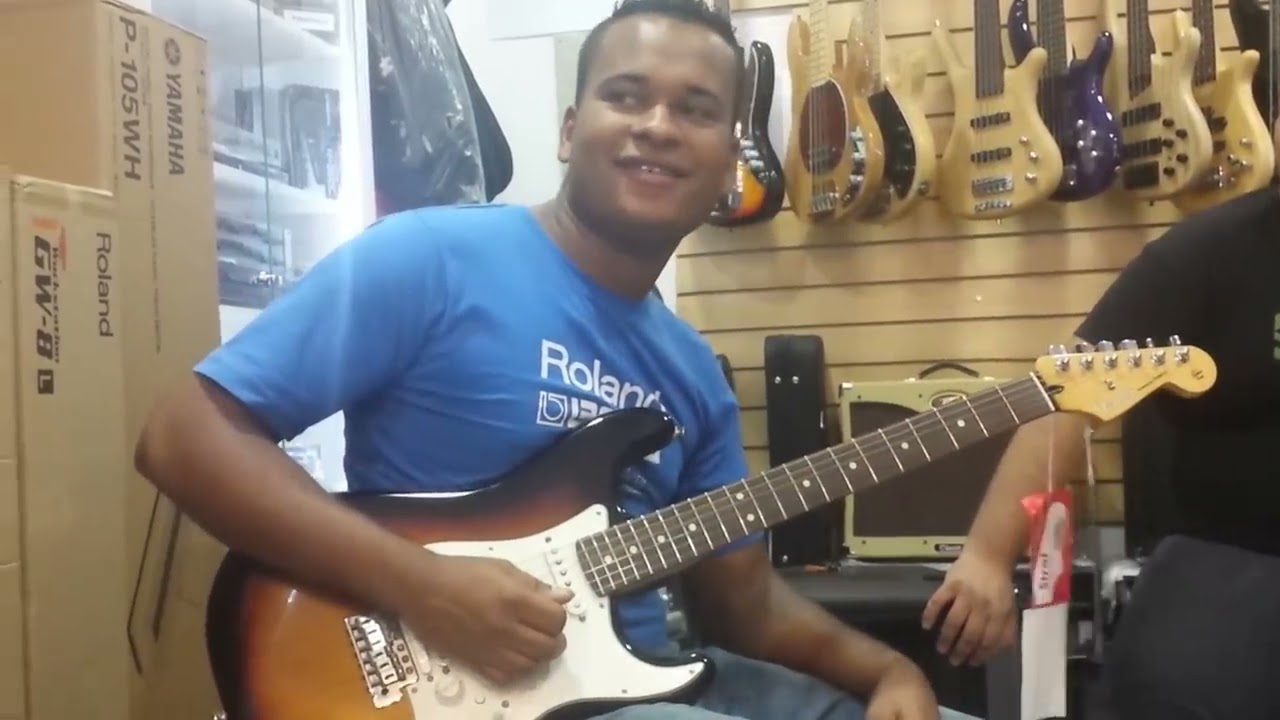 Roland Gr-55 Guitar Synthesizer - Demonstração