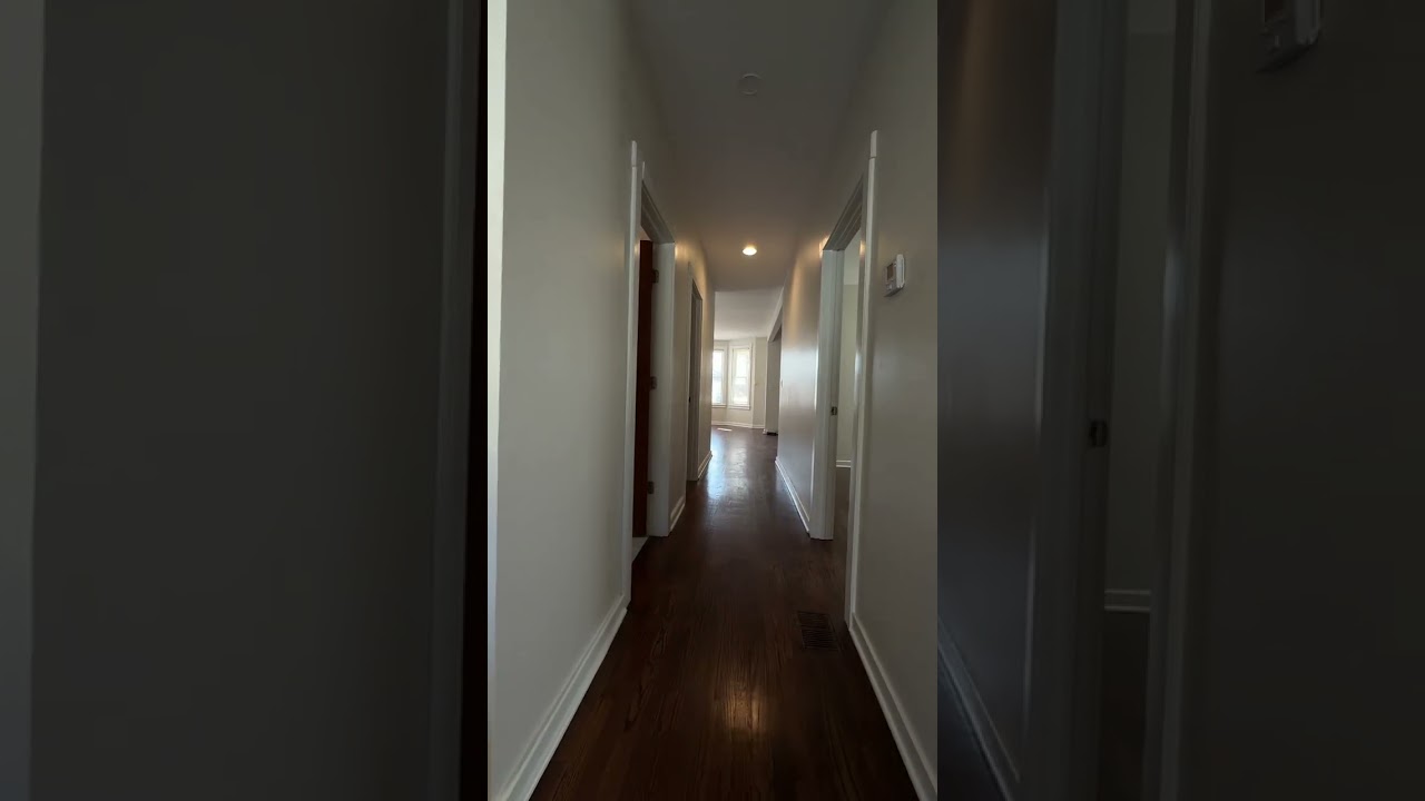 Rental tour 7250 N Rogers Ave, Unit 1, Chicago