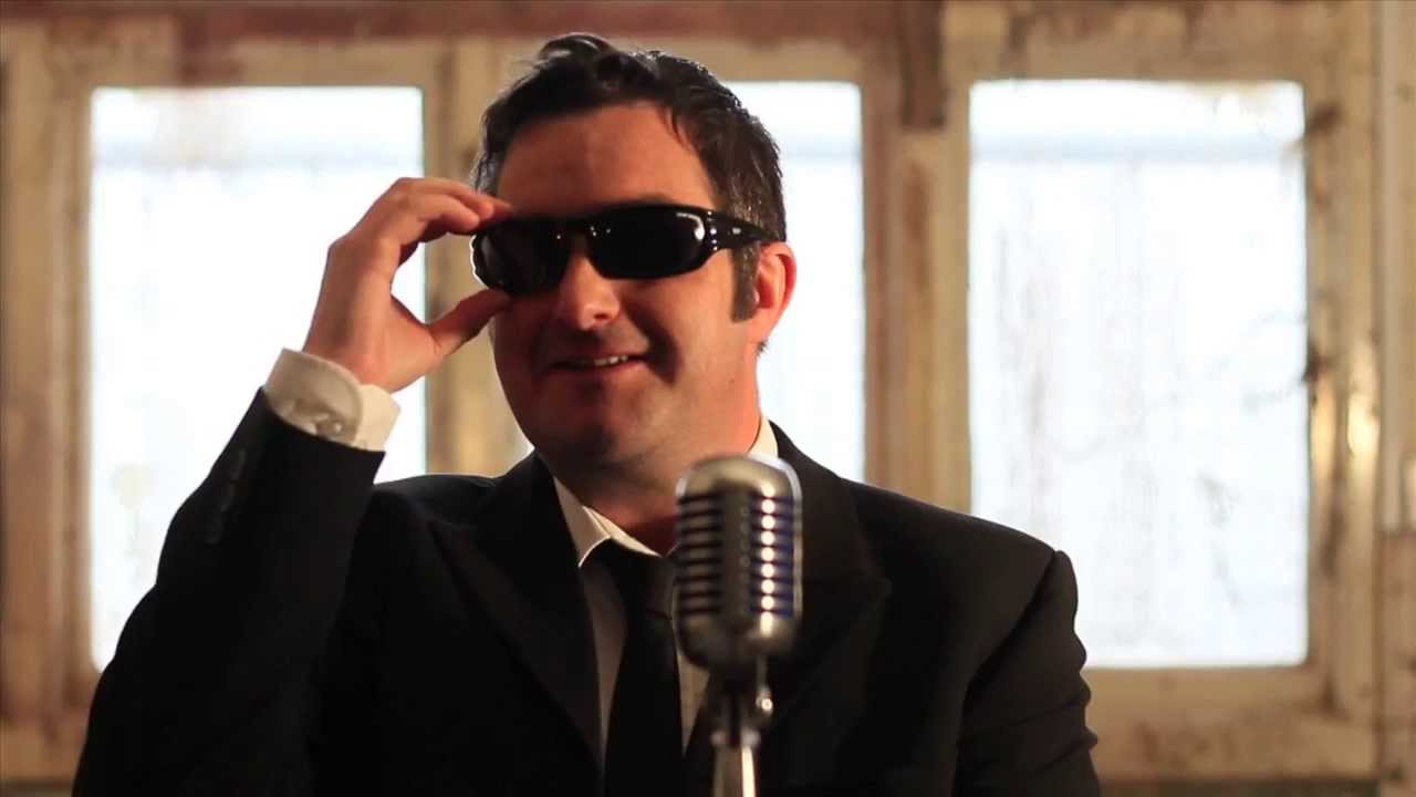 The Slinky Band: 'Panic Station' (Making the Video)