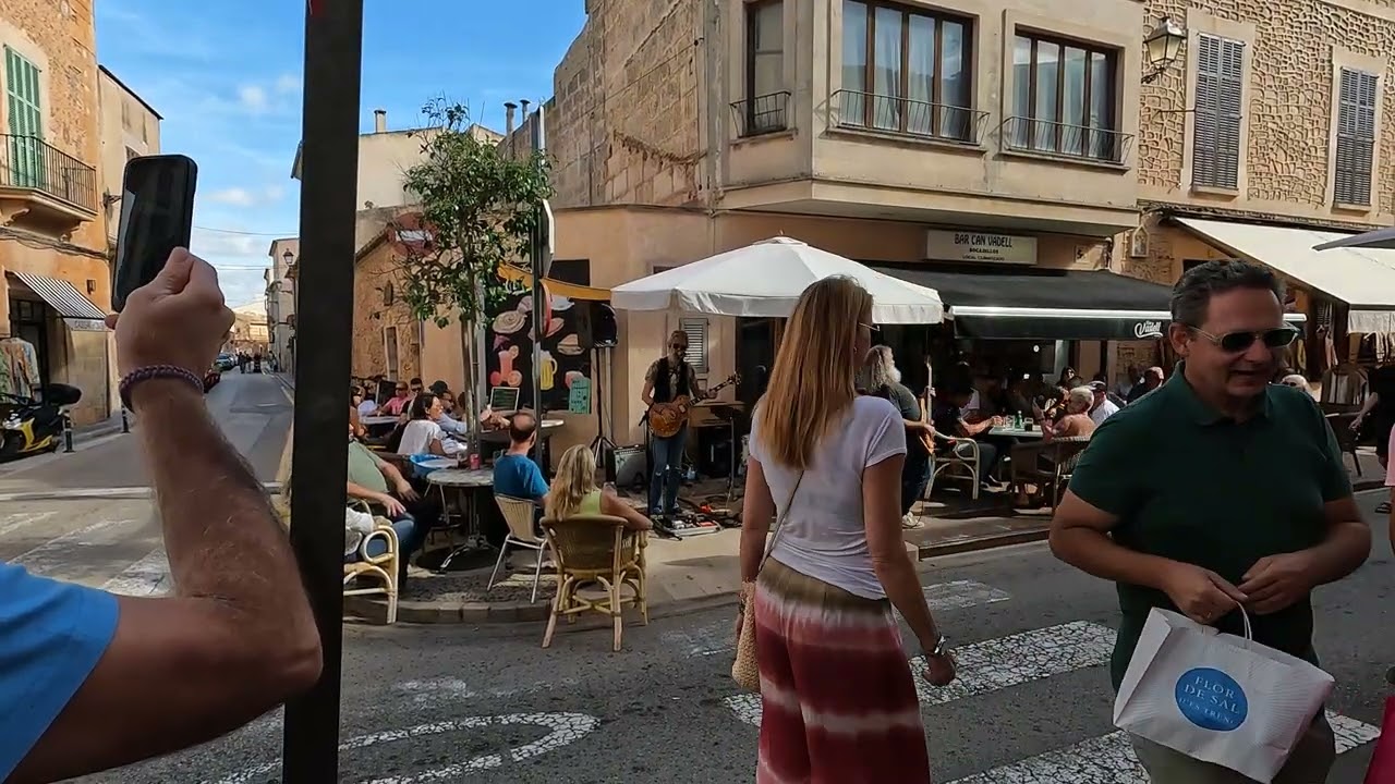 SANTANYI WALKING TOUR FAIR 011125