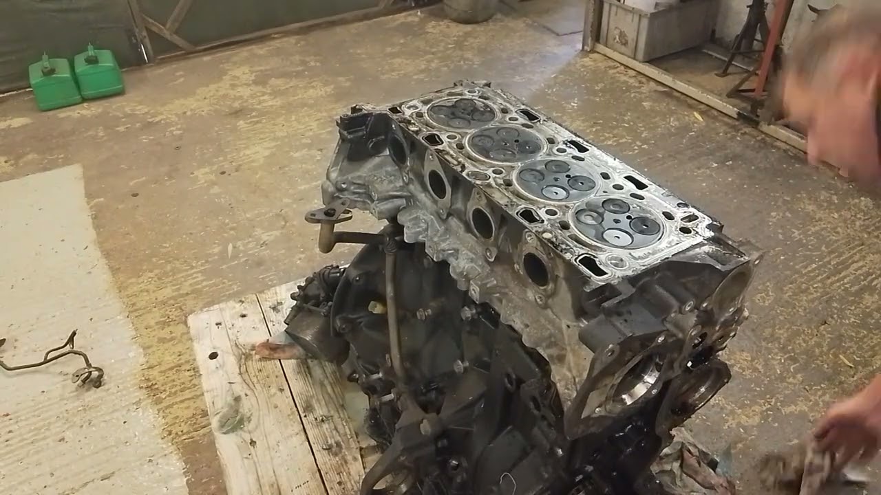 Scrap vivaro m9r engine strip down it's groovy 