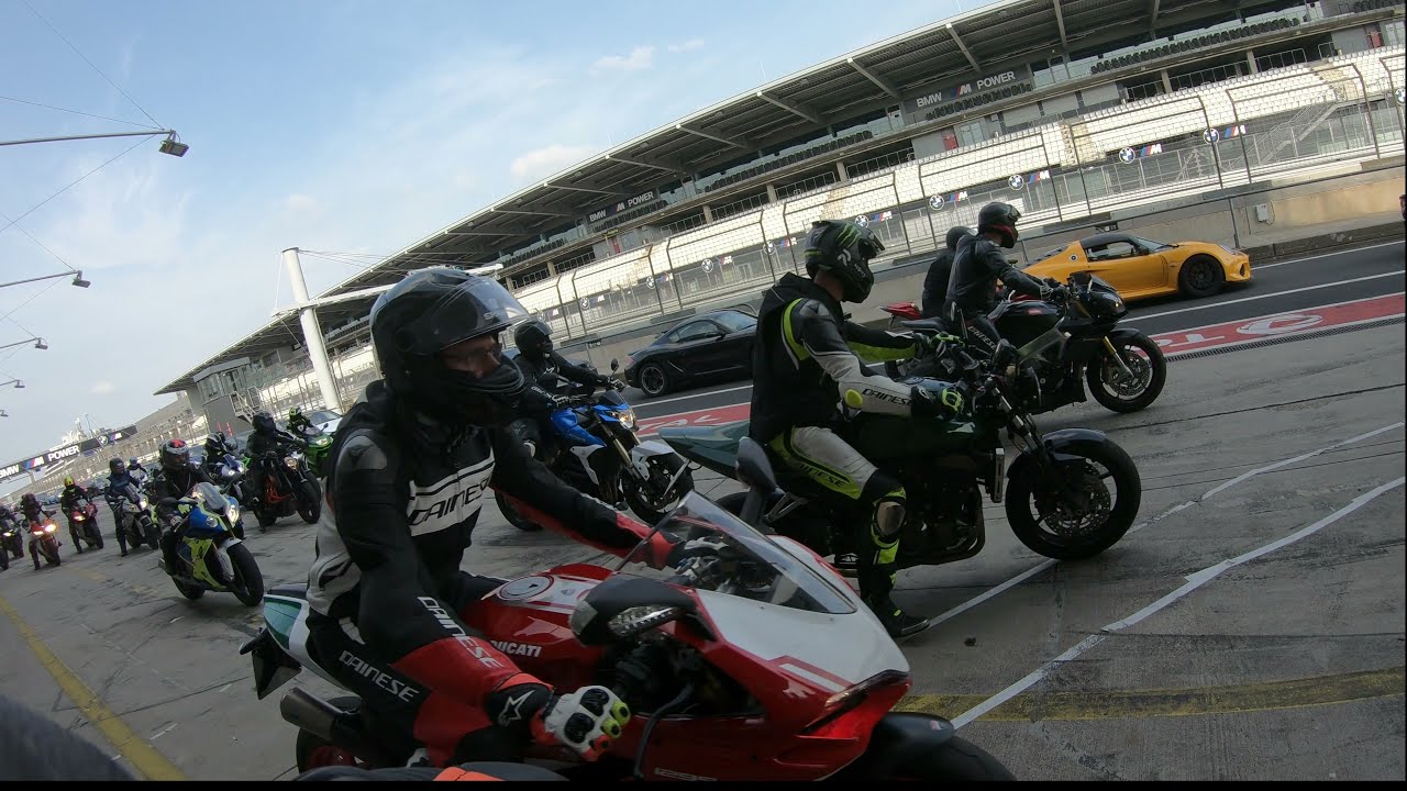 Nürburgring Grand-Prix-Strecke Yamaha R1 RN12
