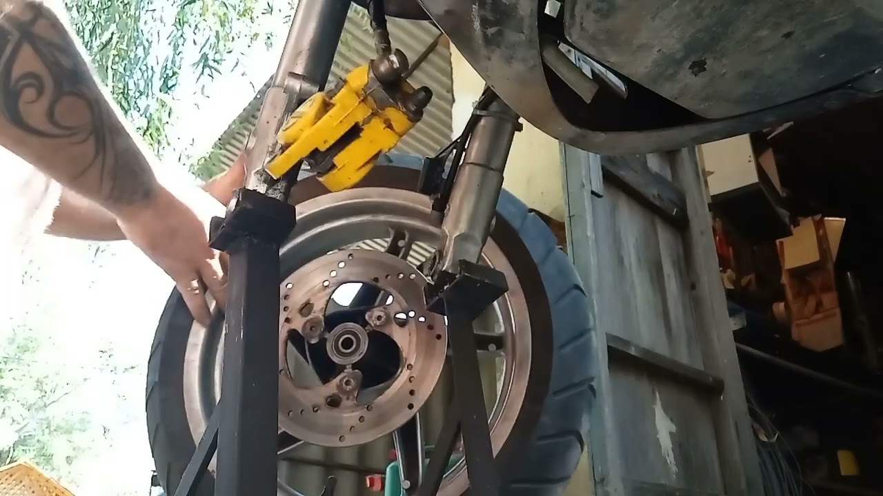 Malaguti F12 fèktàrcsa csere