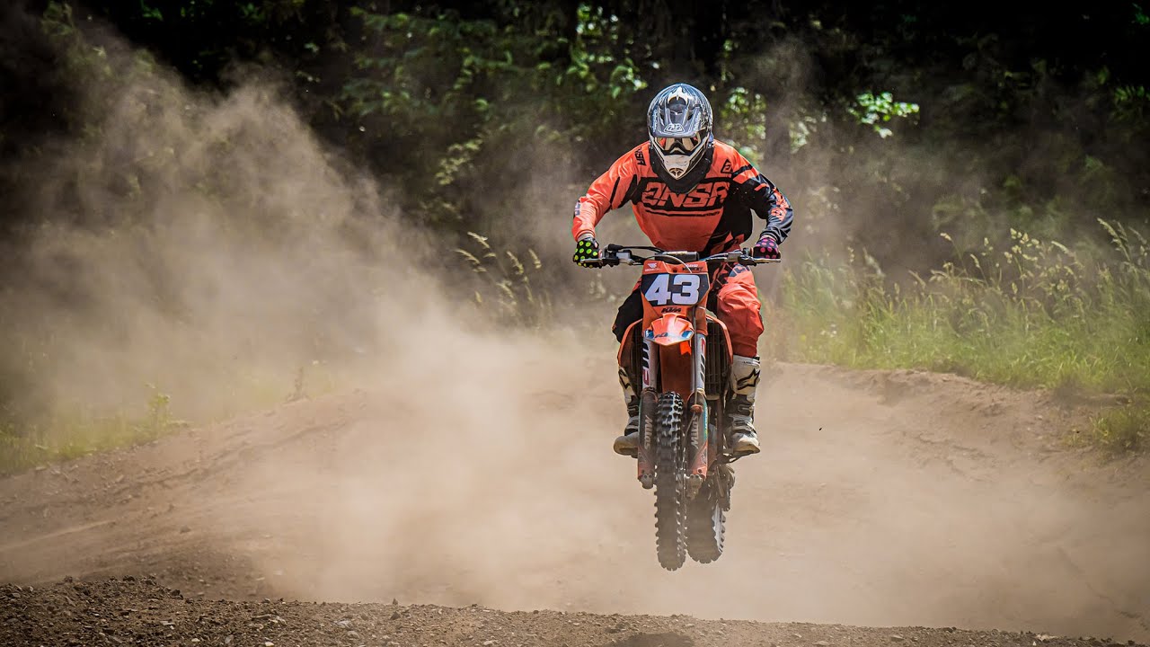 Fotografování motocrossu s Fotoklubem