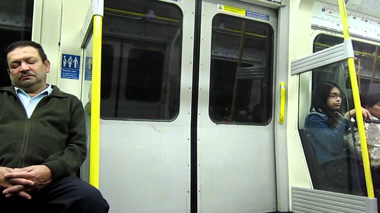 London Underground Hammersmith & City Line (5597): Bow Road - Aldgate East