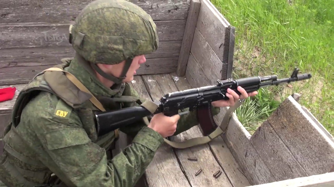 Выполнение учебного упражнения по огневой подготовке. 10 июня 2019 года