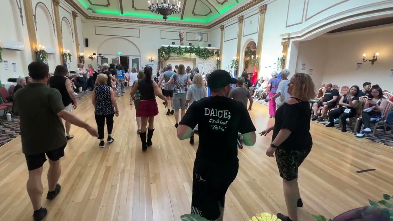 Favorite Escape Line Dance by Tim Johnson & Jannie Tofte Stoian @Eurodance 24