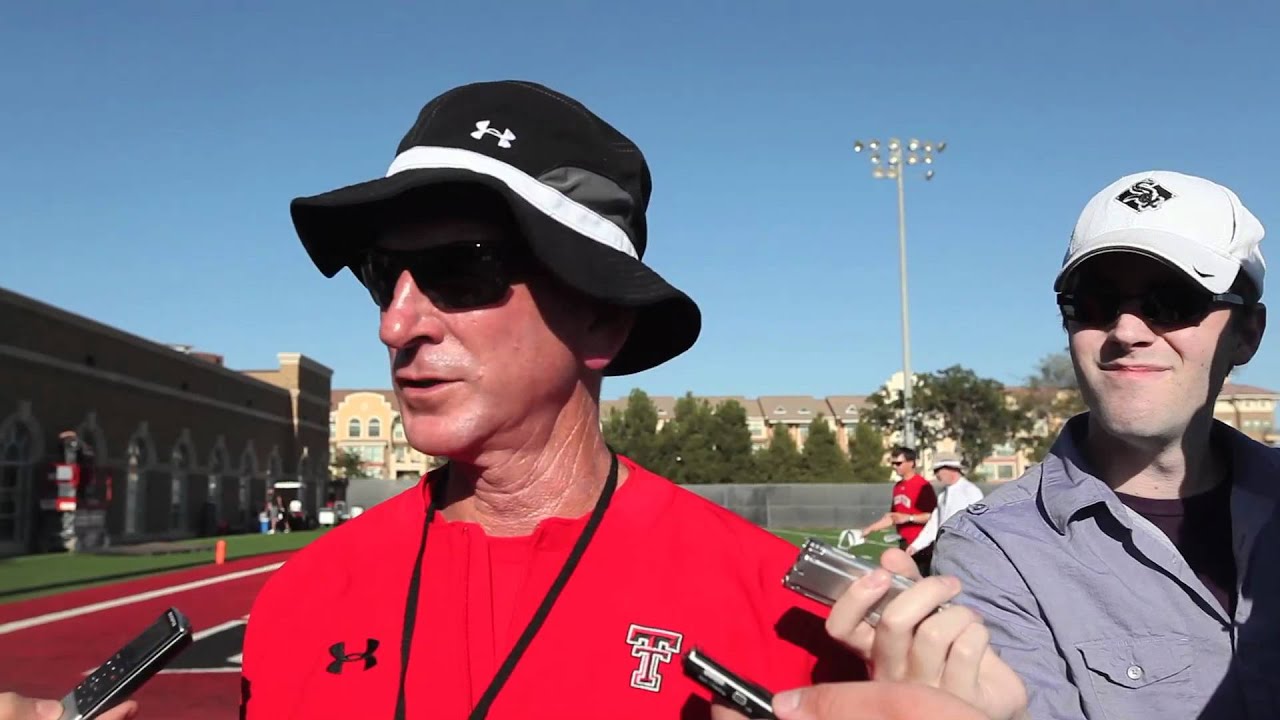 Feature on Tech freshman linebacker Sam Eguavoen