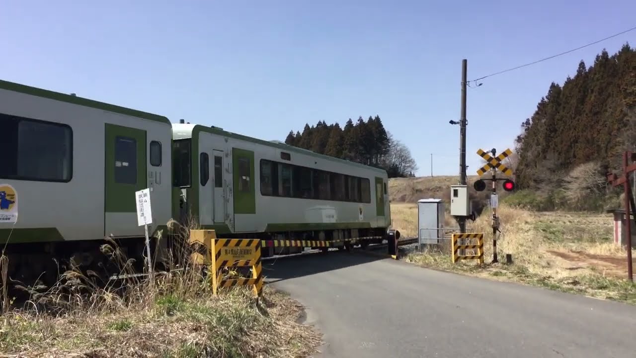大船渡線踏切35　第4気仙沼街道踏切　Railroad Crossing in Japan　#鉄道 #踏切 #train