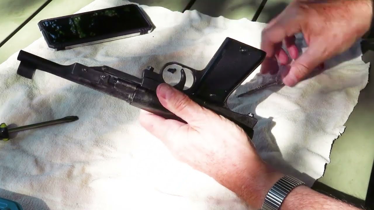 The sad End of my Record LP1 air pistol