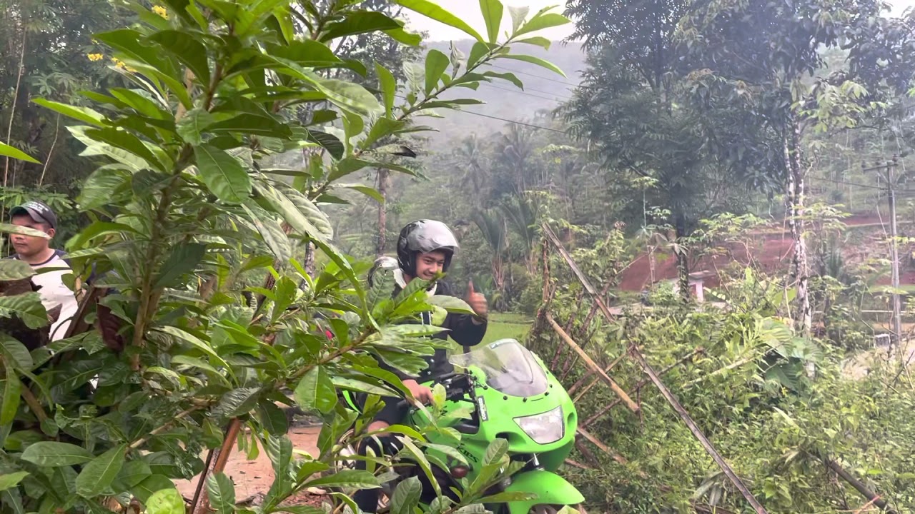 Vlog pakai motor balap dan Motor harian di pakai ke gunung