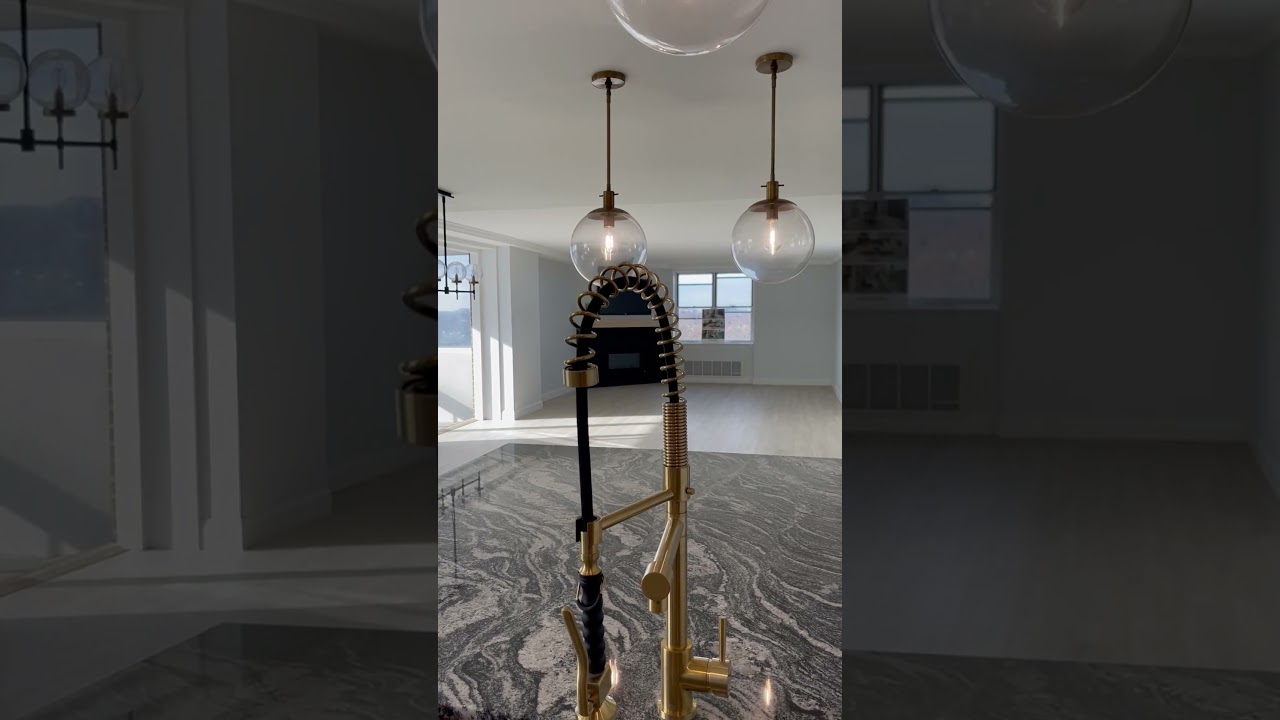 Stunning Hyde Park Views! Luxury Condo for Sale in Cincinnati ✨