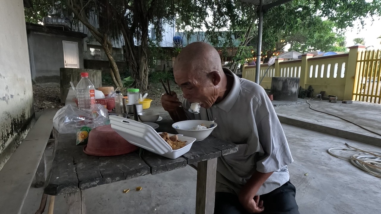 Sự Thật Dần H&eacute; Lộ Về B&aacute;c T&agrave;n Tật V&ocirc; Gia Cư Lưu Lạc Gia Đ&igrave;nh Gần 60 Năm