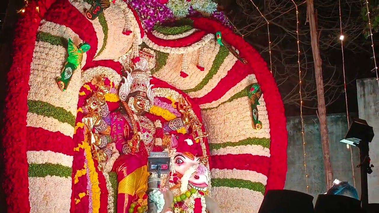 అల్లూరు ( పేట )పోలేరమ్మ తల్లి వచ్చిన తొలి వీది విజయ మహల్ సెంటర్ 7-1-2025