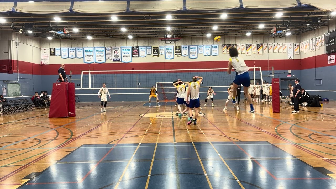 John Abbott vs Saint Jean set 1