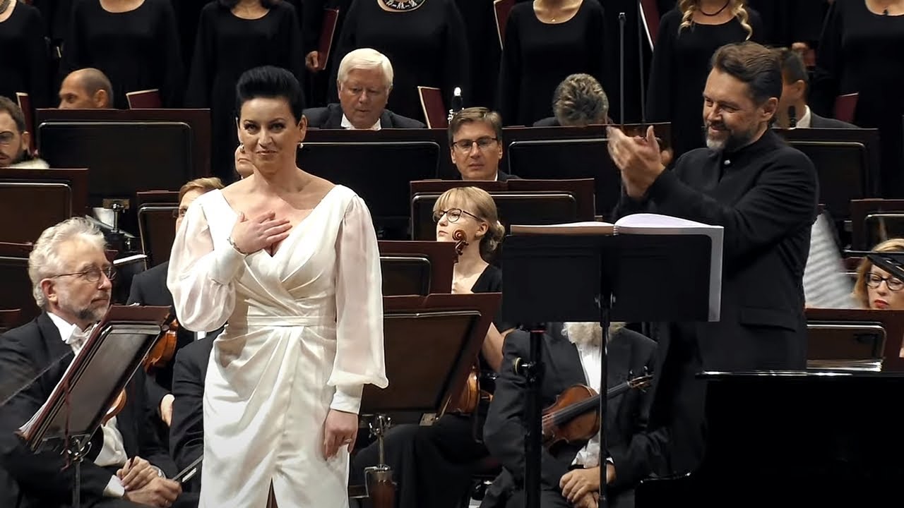 Szymanowski - Veni Creator (Warsaw Philharmonic Orchestra and Choir, Andrey Boreyko, Ewa Vesin)