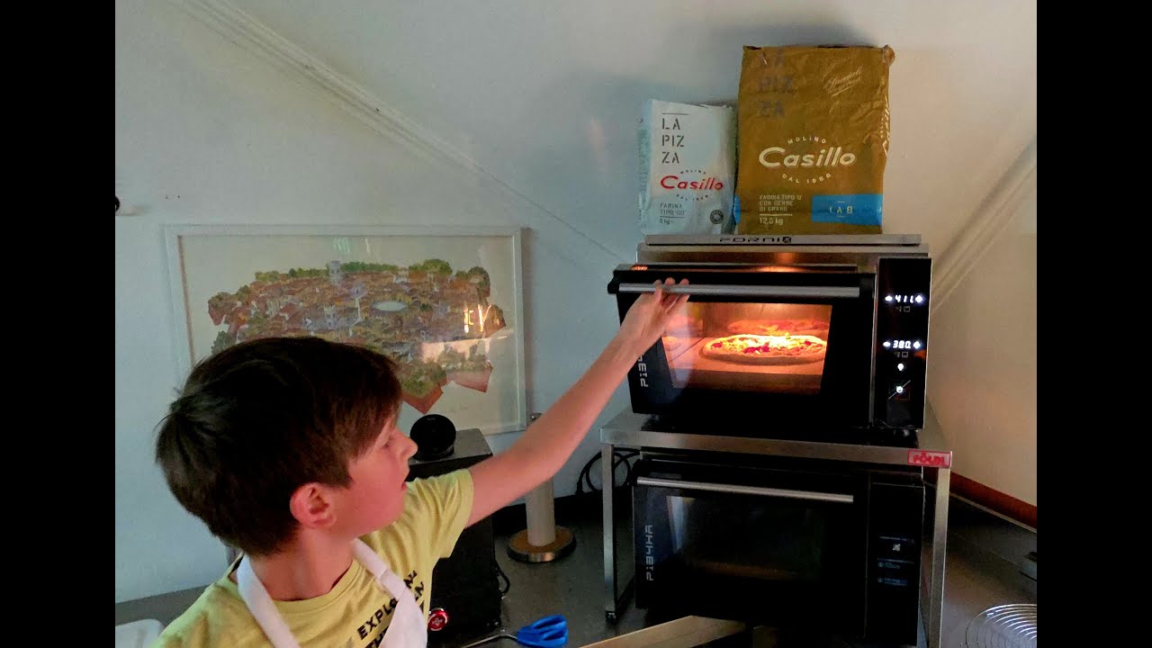 Otthoni elektromos pizzakemence teszt! Effeuno Easy Pizza Pro Padovából! A 11 éves Ágoston teszteli!