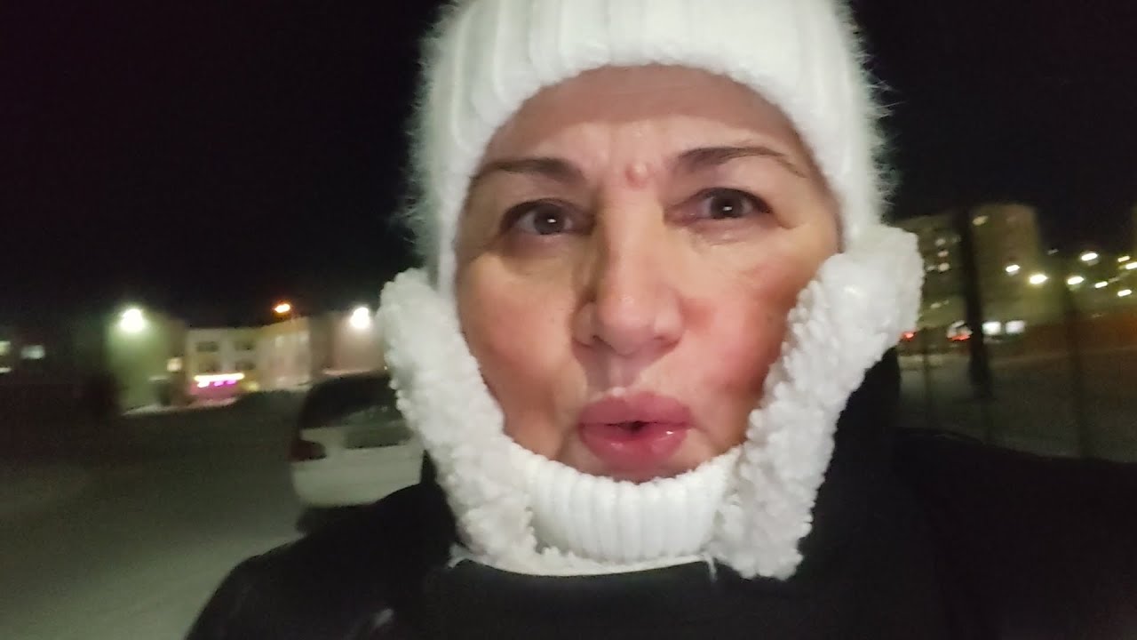 Сходила за заказом. Мороз на улице. 