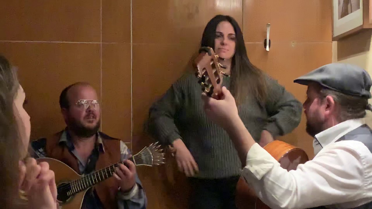 Marcha do Centenário (Feat. Carolina)