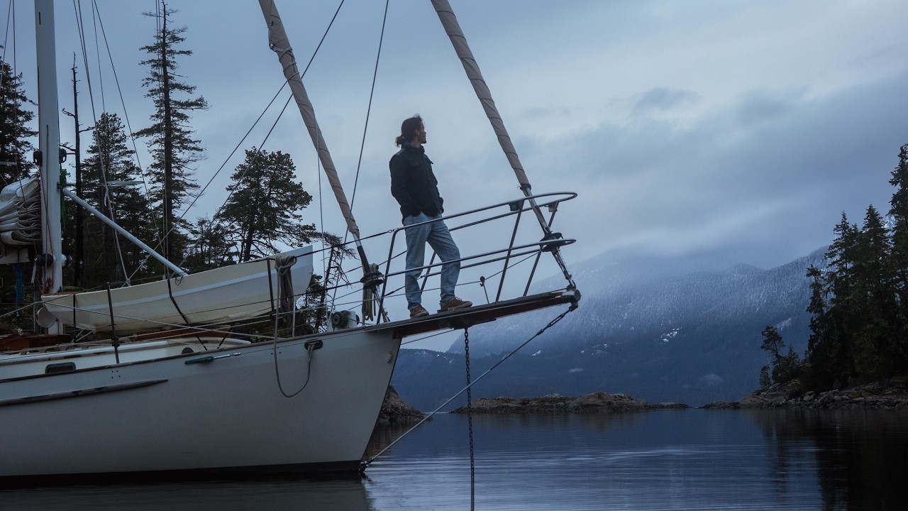 Sailing to the Town at the Edge of the Ocean