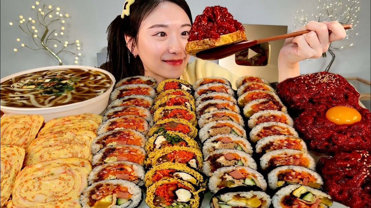 ASMR 이정도면 간단하죠?😁 김밥4줄 육회 1.2kg 계란말이 우동 리얼먹방 :) AMI's meal Gimbap udon beef tartare egg roll MUKBANG